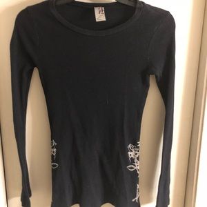 Rock & Republic Angel Wing Long Sleeve Shirt